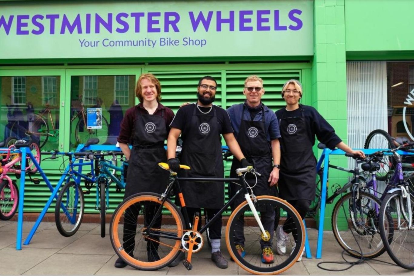 Λονδίνο Κοινοτικό κατάστημα ποδηλάτων «μεταμορφώνει ζωές» στο